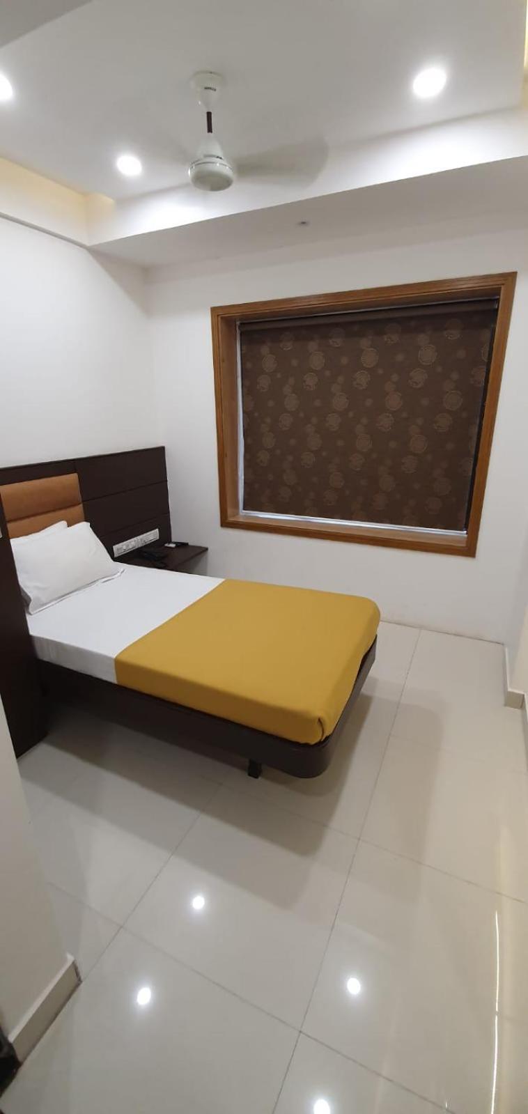 Hotel N K ブジ エクステリア 写真
